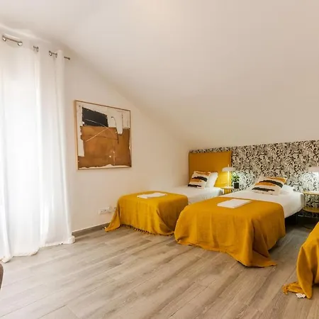 Second Floor Apartman