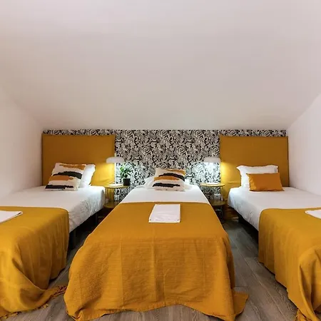 Second Floor Apartman *