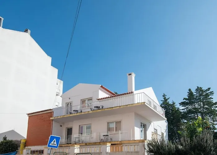 Second Floor Apartamento Carregado