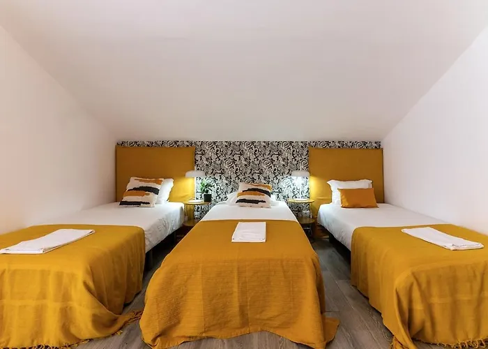 Second Floor Apartman *