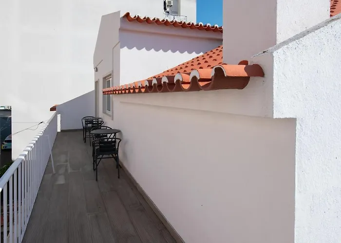 Second Floor * Carregado