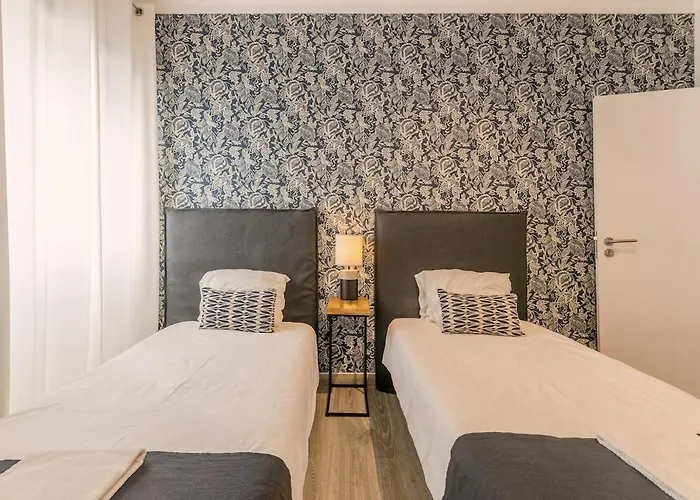 Second Floor Carregado