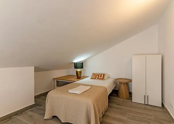 Second Floor Carregado