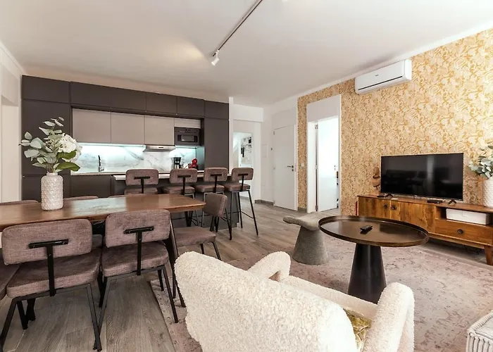 Second Floor Apartman